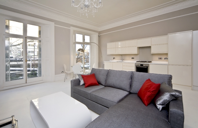 115 Ladbroke Grove, Notting Hill, London, W11